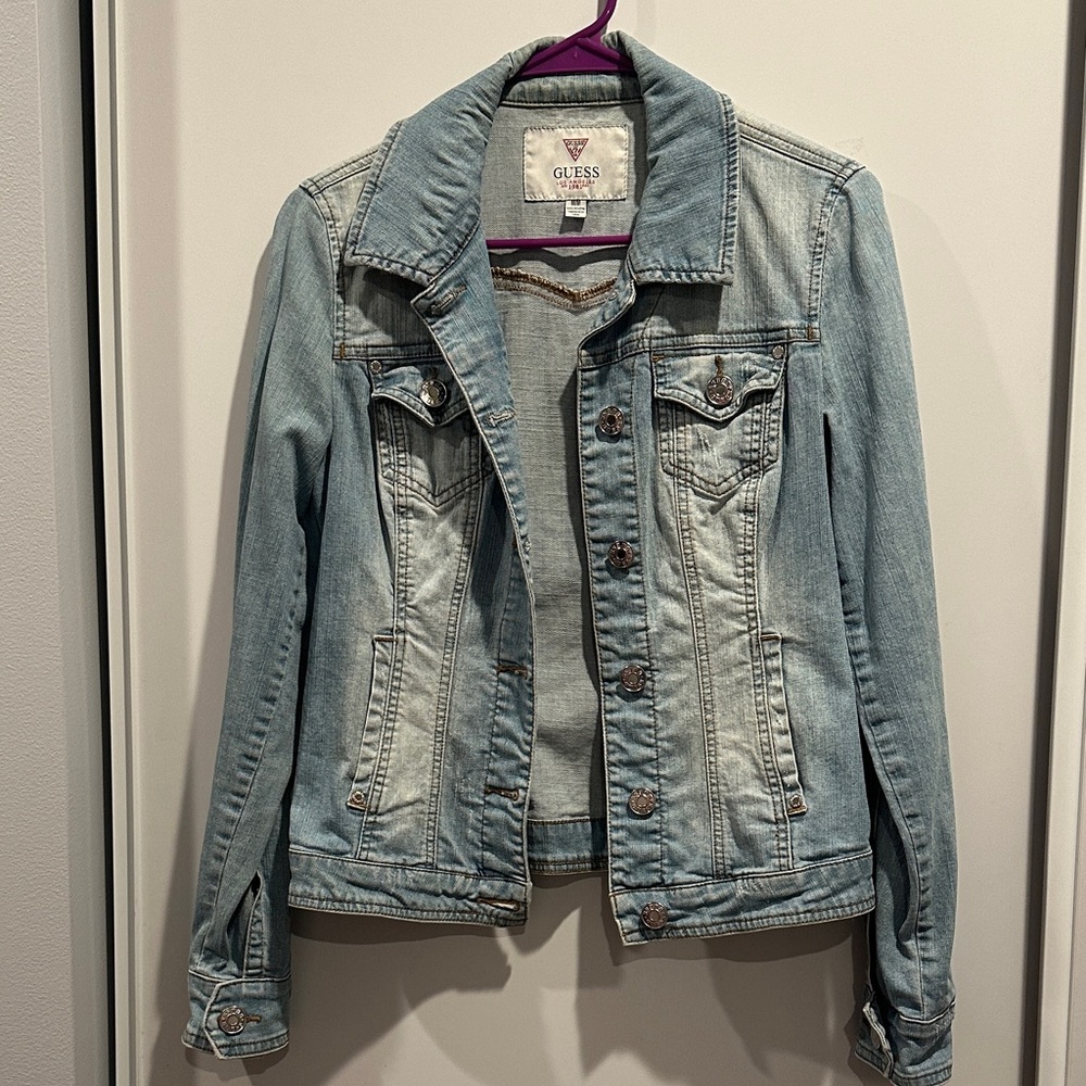 GUESS Classic Light Blue Jean Jacket M